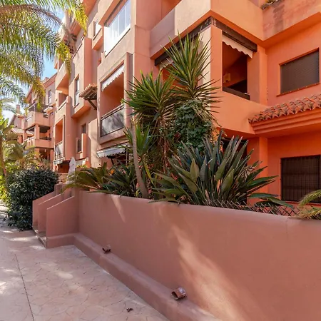 Rentitspain Trm 10, Sea & Golf In Playa Granada Apartment